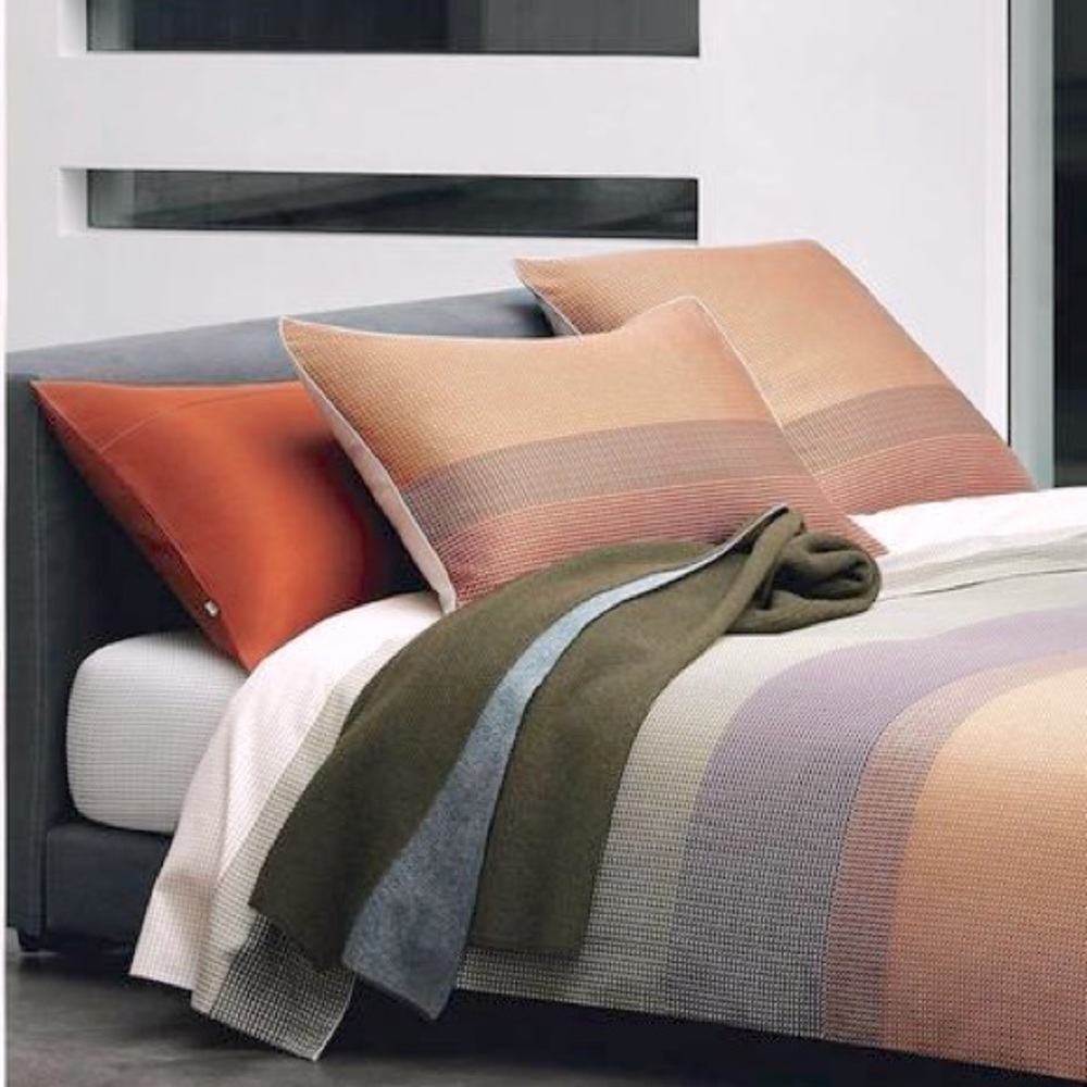 NWT HUGO BOSS EURO SHAMS SQUARE 26x26” CORAL PLAIN